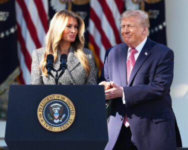 Donald Trump og Melania Trump presenterer presidentordre om kvinnehelse ved Det hvite hus 19. oktober 2026