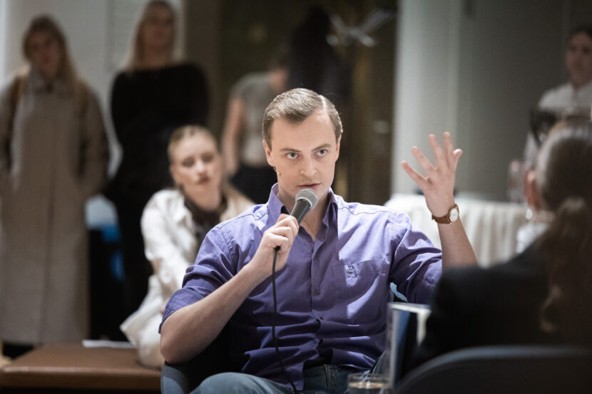 «Gutta» Det norske teateret (Foto: Eirik Malmo.)