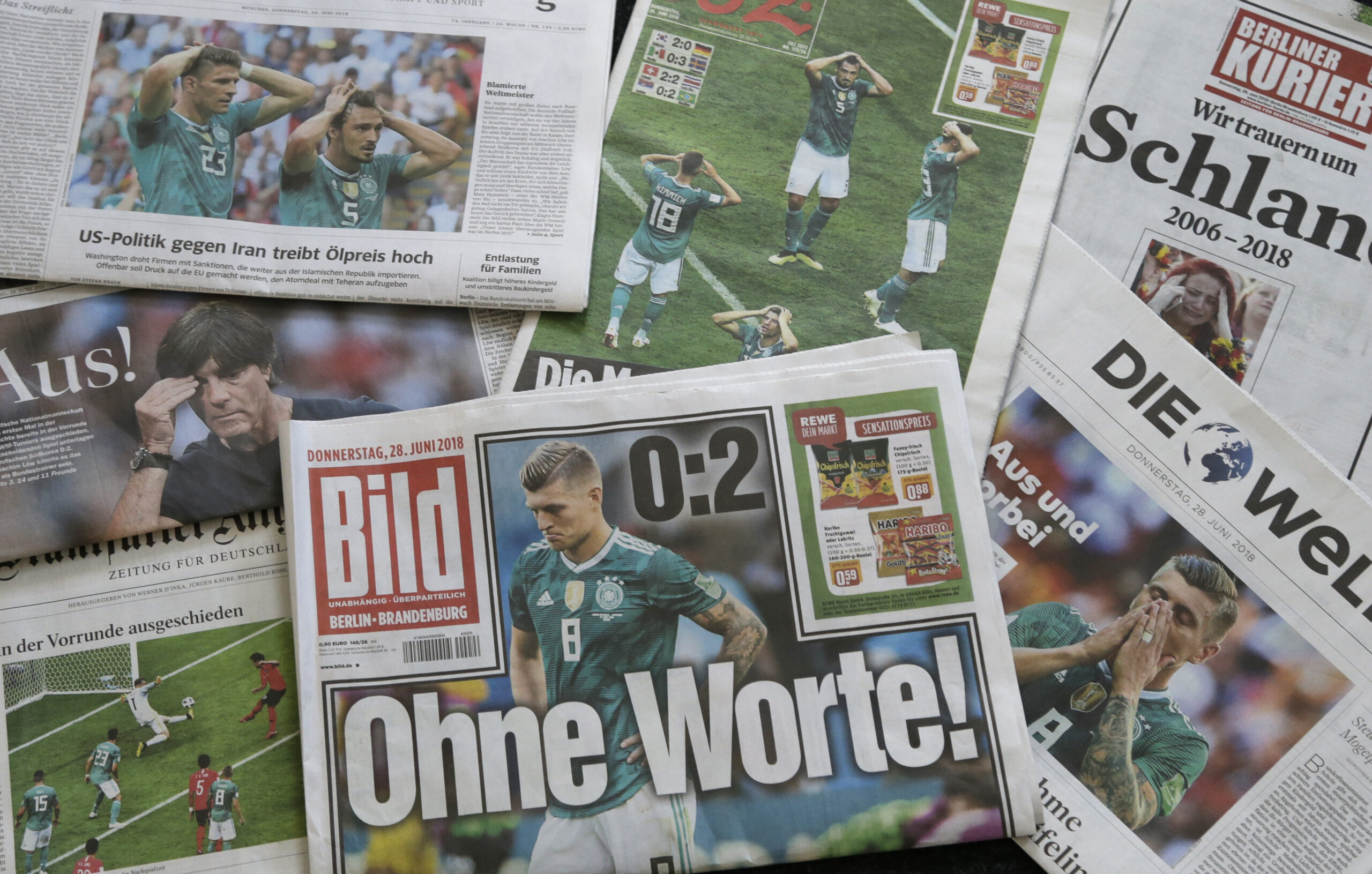 Halvparten av disse journalistene kan miste jobben. (Tyske aviser og kringkastere kan bli rammet hardt og opptil halvparten av dagens 40.000 kan miste jobben innen 2035, advarer forskere i ny rapport. (Foto: AP / NTB.).)
