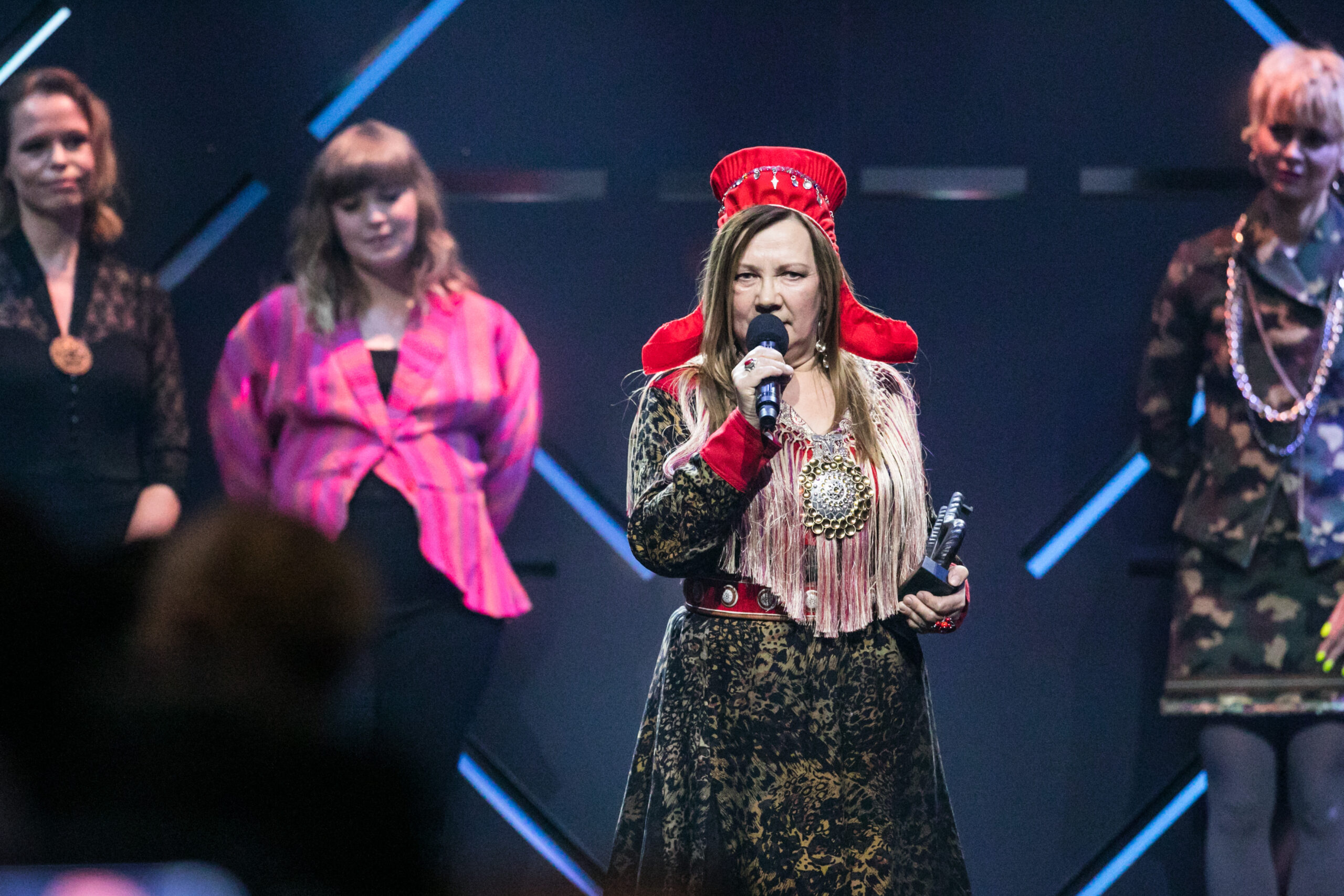 Oslo 20180225. Mari Boine mottar hedersprisen under Spellemannprisen 2017 på Oslo konserthus søndag. Foto: Audun Braastad / NTB